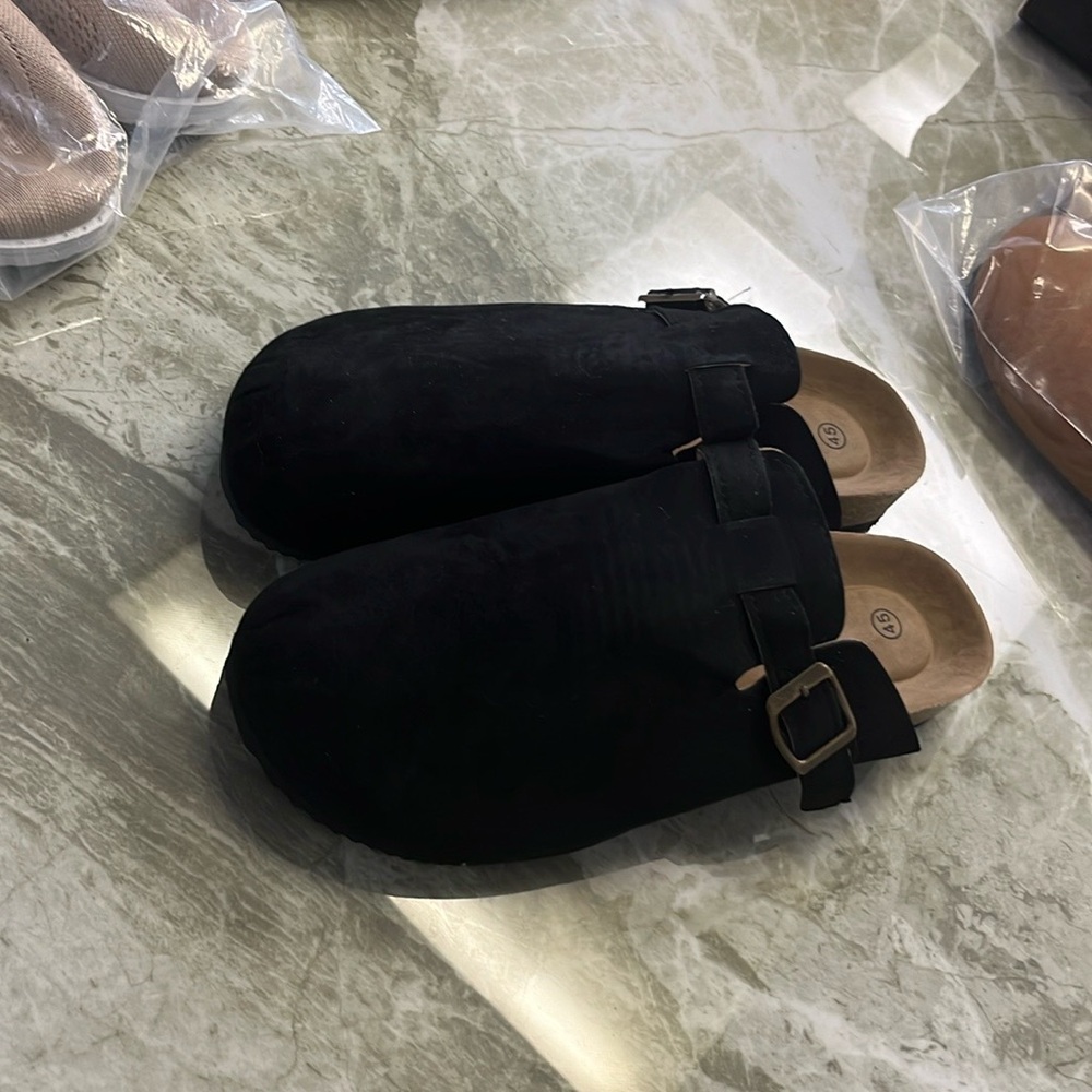 Black Clogs Men’s - Picture 1 of 1